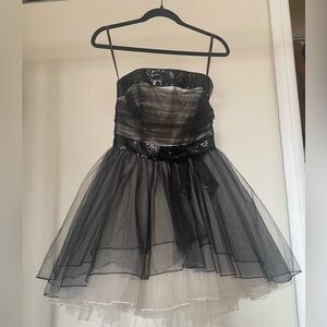 Betsey Johnson black and white Party Dreas